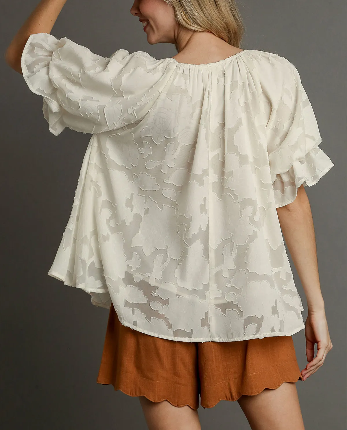 Jacquard Lace Bubble Sleeve Top